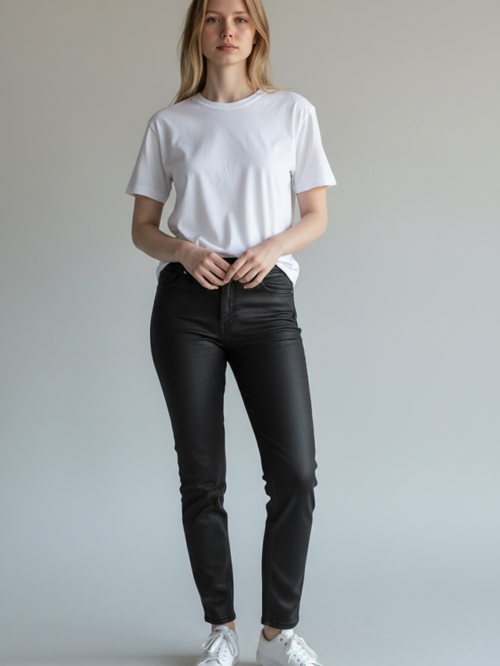 L'AGENCE Black Skinny High-Rise Jeans